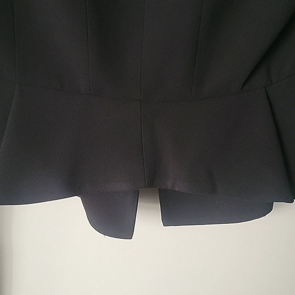 NWT BCBG Max Azria Black Penn Blazer Jacket Sz S Peplum Crop Feminine Luxury - Picture 7 of 10